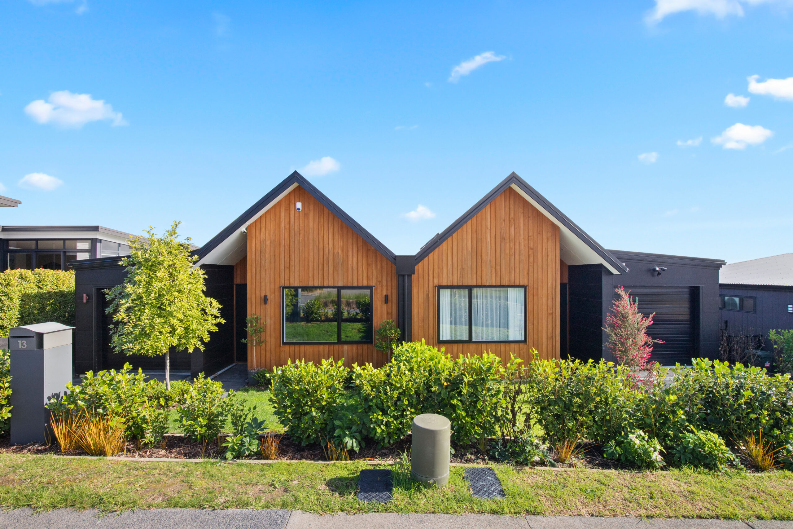 wooden finish house in paerata rise