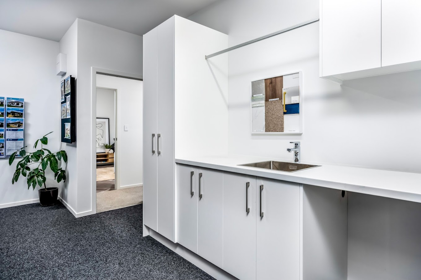 sparkling kitchen in new build paerata rise